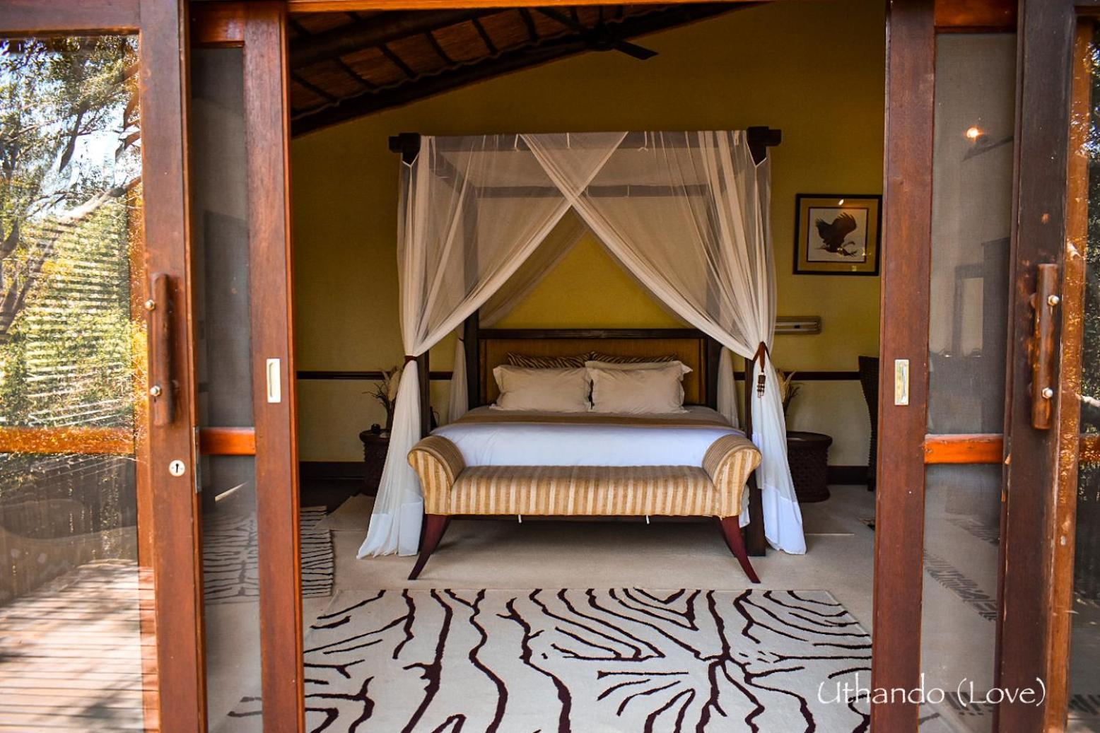 Ihlozi Bush Lodge 赫卢赫卢韦 外观 照片