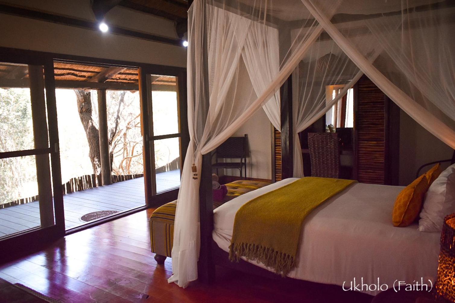 Ihlozi Bush Lodge 赫卢赫卢韦 外观 照片